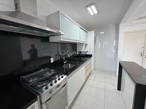 Foto 4 do(a) Apartamento de 2 quartos à venda em Agronômica, Florianópolis
