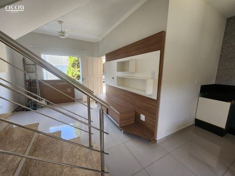 Foto 2 do(a) Casa em Condomínio de 3 quartos à venda em Chácaras São José, São José dos Campos