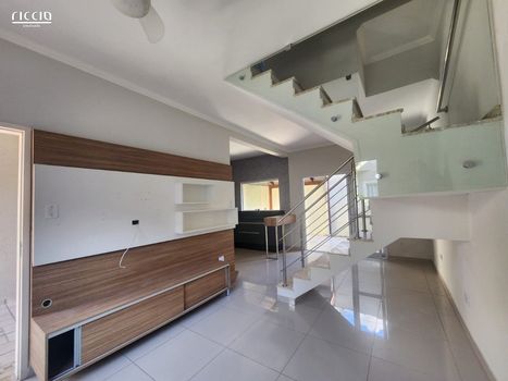 Foto 1 do(a) Casa em Condomínio de 3 quartos à venda em Chácaras São José, São José dos Campos