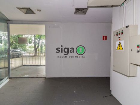 Foto 11 do(a) Loja false para alugar em Alto de Pinheiros, São Paulo