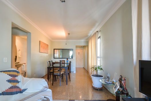 Foto 2 do(a) Apartamento de 3 quartos à venda em Vila Romana, São Paulo