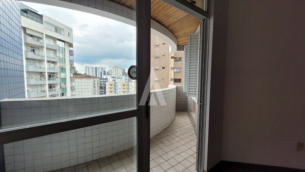 Foto 12 do(a) Apartamento de 3 quartos à venda em Bucarein, Joinville