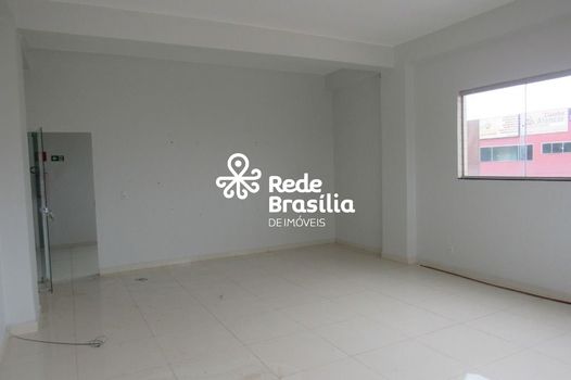 Foto 4 do(a) Loja false para alugar em Santa Maria, Brasília