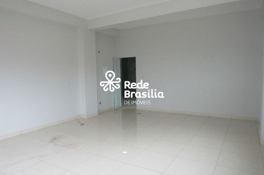 Foto 3 do(a) Loja false para alugar em Santa Maria, Brasília