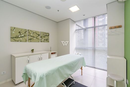 Foto 27 do(a) Sala / Conjunto Comercial false à venda em Água Verde, Curitiba