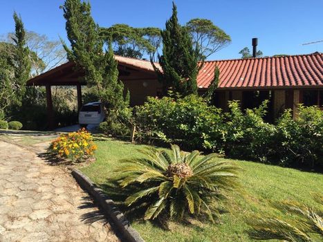 Foto 2 do(a) Casa em Condomínio false à venda em null, Santo Amaro da Imperatriz