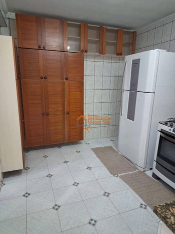 Foto 5 do(a) Casa de 3 quartos à venda em Jardim Santa Mena, Guarulhos