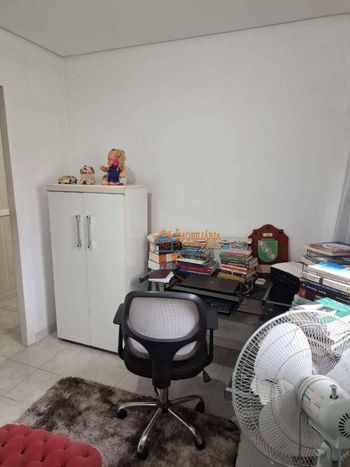 Foto 20 do(a) Casa de 3 quartos à venda em Jardim Santa Mena, Guarulhos
