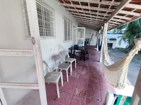 Foto 5 do(a) Casa de 1 quartos à venda em Sumaré, Caraguatatuba