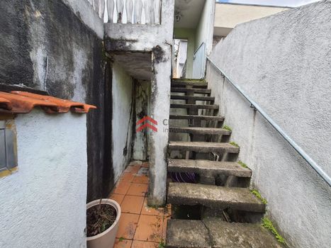 Foto 4 do(a) Casa de 3 quartos à venda em Jardim Guarau, São Paulo