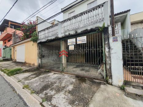 Foto 1 do(a) Casa de 3 quartos à venda em Jardim Guarau, São Paulo