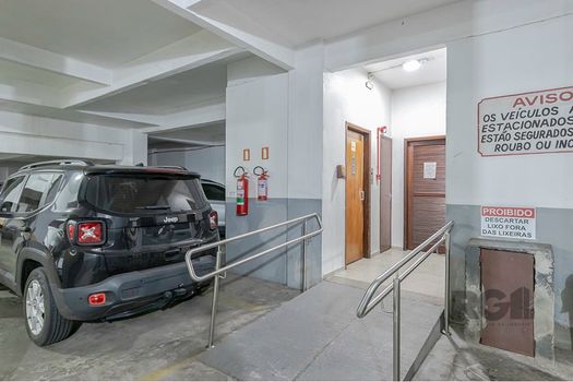 Foto 50 do(a) Apartamento de 3 quartos à venda em Jardim Lindóia, Porto Alegre