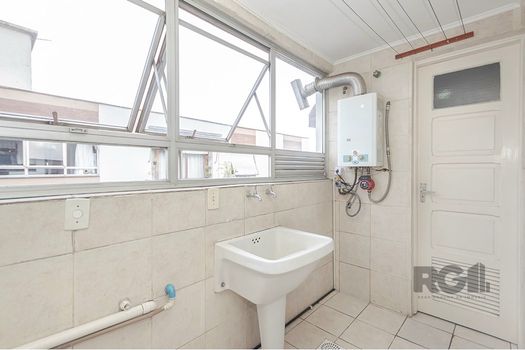 Foto 43 do(a) Apartamento de 3 quartos à venda em Jardim Lindóia, Porto Alegre