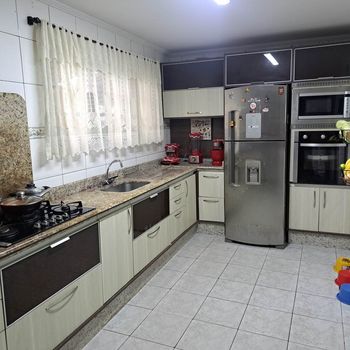 Foto 4 do(a) Casa em Condomínio de 4 quartos à venda em Jardim Club de Campo, Santo André