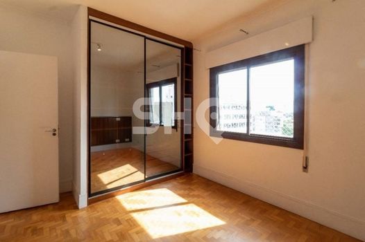 Foto 11 do(a) Apartamento de 3 quartos à venda em Itaim Bibi, São Paulo