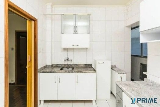 Foto 4 do(a) Flat de 3 quartos à venda em Santana, Porto Alegre