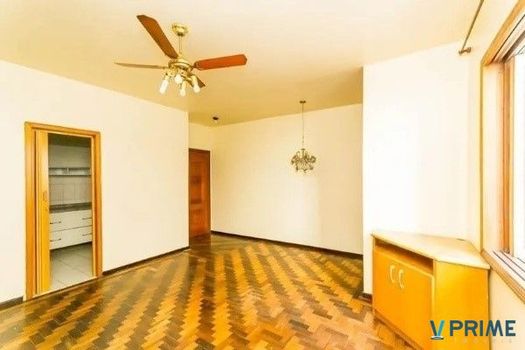 Foto 2 do(a) Flat de 3 quartos à venda em Santana, Porto Alegre