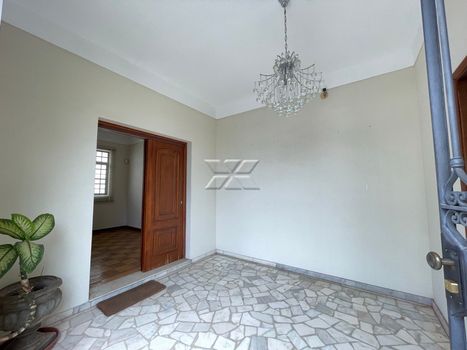 Foto 2 do(a) Casa de 8 quartos para alugar em Jardim Donângela, Rio Claro