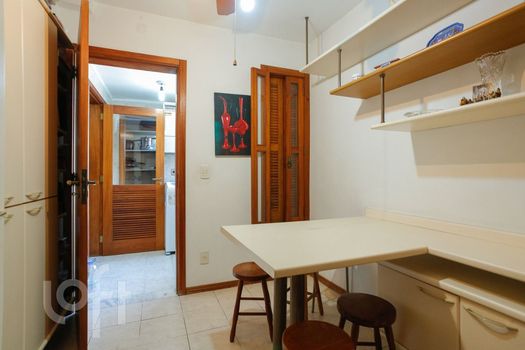 Foto 20 do(a) Apartamento de 2 quartos à venda em Santa Cecília, Porto Alegre