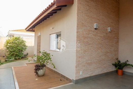 Foto 2 do(a) Casa de 3 quartos à venda em Residencial São Judas Tadeu, Jaboticabal