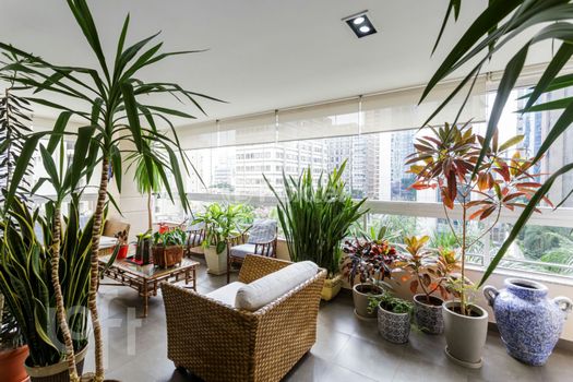 Foto 2 do(a) Apartamento de 3 quartos à venda em Itaim Bibi, São Paulo