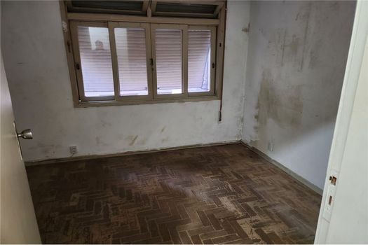 Foto 2 do(a) Apartamento de 2 quartos à venda em Centro Histórico, Porto Alegre