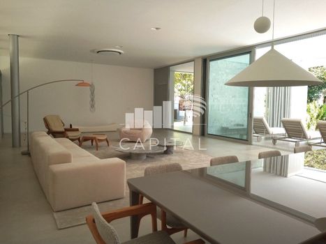 Foto 1 do(a) Casa em Condomínio de 4 quartos à venda em Alphaville Residencial Um, Barueri