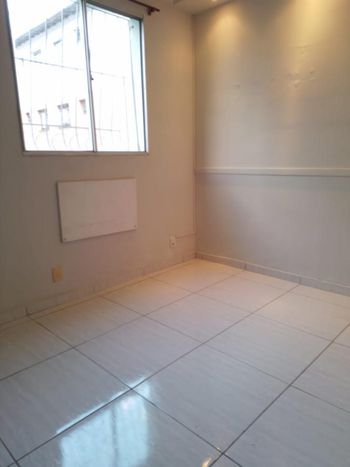 Foto 3 do(a) Apartamento de 2 quartos à venda em Arsenal, São Gonçalo