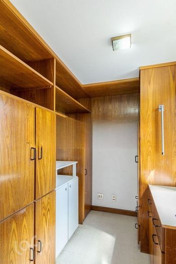 Foto 18 do(a) Apartamento de 3 quartos à venda em Petrópolis, Porto Alegre