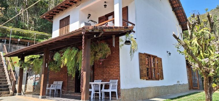Foto 2 do(a) Casa em Condomínio de 3 quartos à venda em Nogueira, Petrópolis