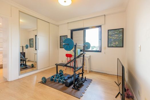 Foto 9 do(a) Apartamento de 5 quartos à venda em Jardim da Saúde, São Paulo