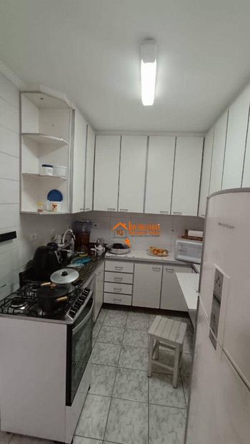 Foto 3 do(a) Apartamento de 2 quartos à venda em Jardim Santa Mena, Guarulhos