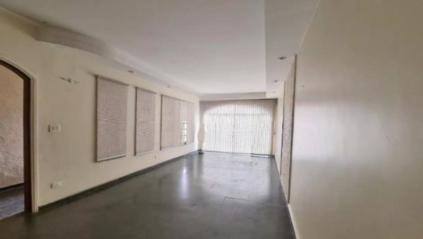 Foto 1 do(a) Casa de 4 quartos à venda em Vila Califórnia, São Paulo