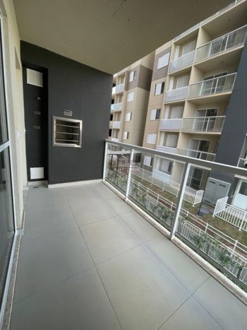 Foto 3 do(a) Apartamento de 2 quartos à venda em Jardim Aclimação, Maringá