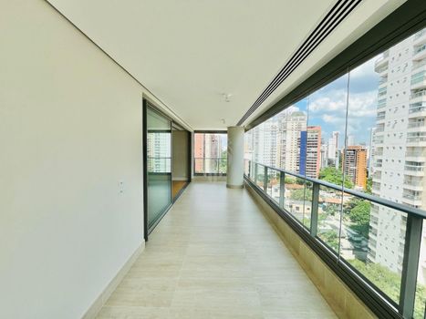 Foto 36 do(a) Cobertura de 4 quartos à venda em Vila Nova Conceição, São Paulo
