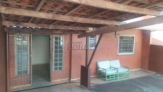 Foto 4 do(a) Casa de 3 quartos à venda em Jardim Novo Sabará, Londrina