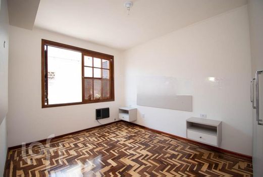Foto 13 do(a) Apartamento de 2 quartos à venda em Floresta, Porto Alegre