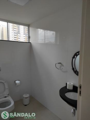 Foto 36 do(a) Apartamento de 3 quartos à venda em Zona 01, Maringá