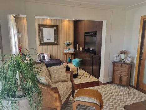 Foto 3 do(a) Apartamento de 3 quartos à venda em Vila Suzana, São Paulo