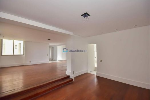 Foto 5 do(a) Apartamento de 4 quartos à venda em Vila Andrade, São Paulo