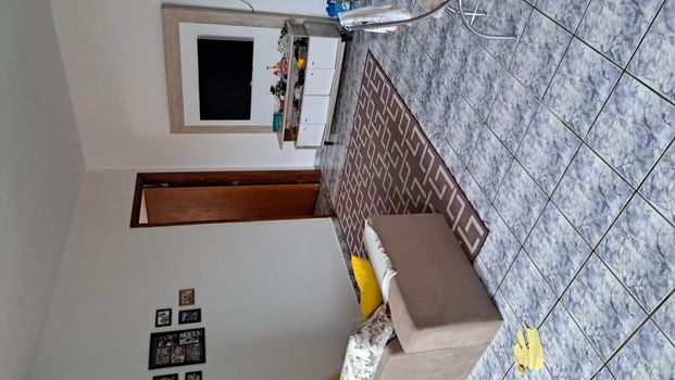 Foto 6 do(a) Casa de 1 quartos à venda em Jardim Romano, São Paulo