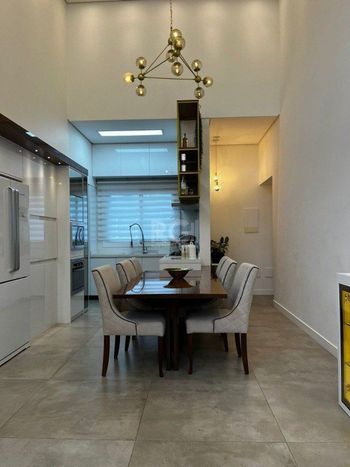 Foto 4 do(a) Flat de 2 quartos à venda em Chácara das Pedras, Porto Alegre