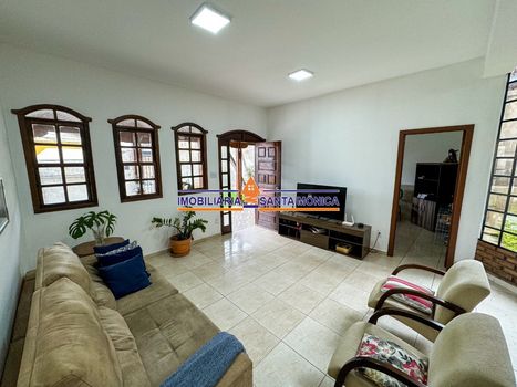 Foto 4 do(a) Casa de 4 quartos à venda em Copacabana, Belo Horizonte