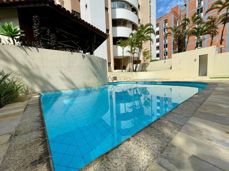 Foto 18 do(a) Apartamento de 4 quartos à venda em América, Joinville