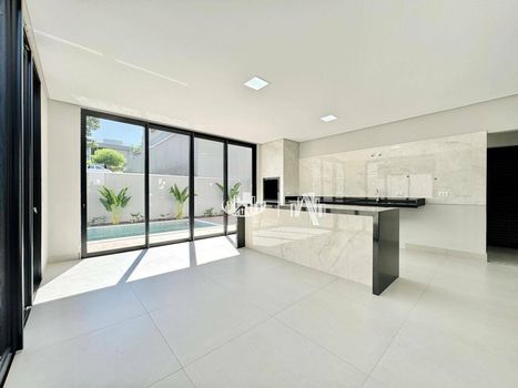 Foto 6 do(a) Casa em Condomínio de 3 quartos à venda em Jardim Morumbi, Londrina