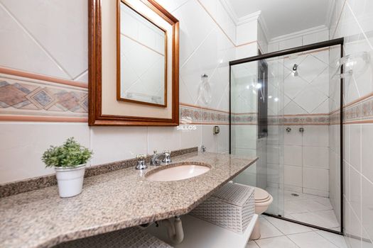 Foto 11 do(a) Casa em Condomínio de 3 quartos à venda em Água Verde, Curitiba