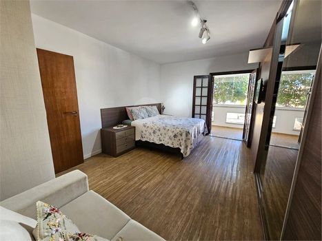 Foto 16 do(a) Casa de 3 quartos à venda em Jardim Patente Novo, São Paulo