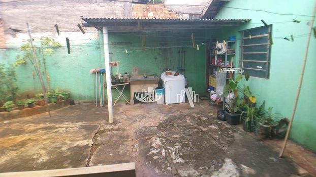Foto 2 do(a) Casa de 3 quartos à venda em Ernani Moura Lima, Londrina