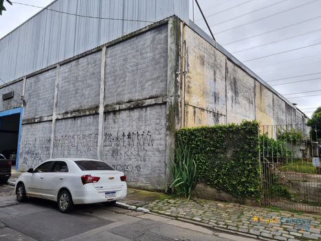 Foto 5 do(a) Galpão / Depósito / Armazém / Pavilhão false à venda em Vila Palmeiras, São Paulo