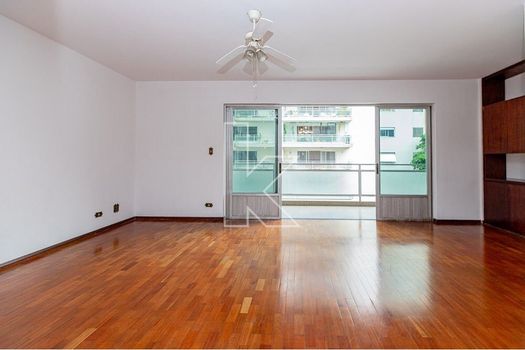 Foto 3 do(a) Apartamento de 2 quartos à venda em Moema, São Paulo